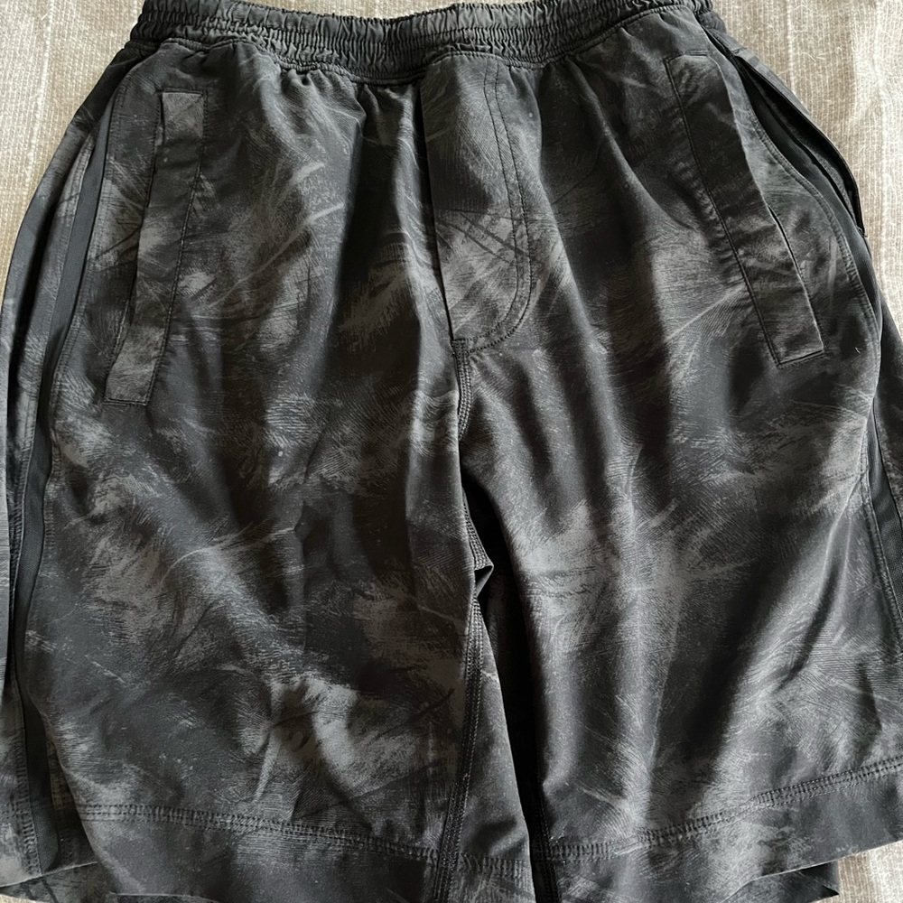 Floral lululemon shorts